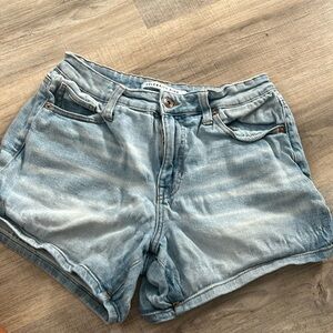 Celebrity Pink jean shorts stretchy     Blue      Size 7/28
